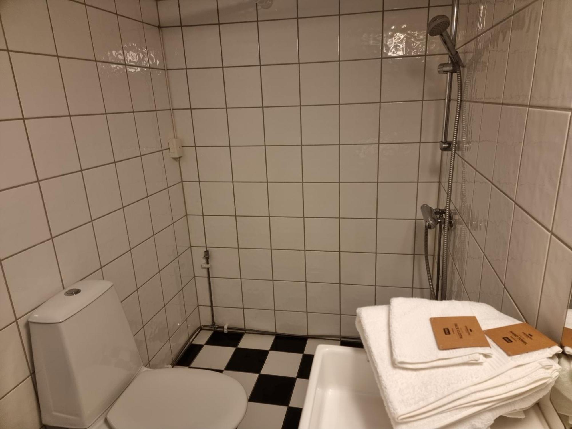 Kjellerleilighet Egen Inngang. Stange Ngoại thất bức ảnh